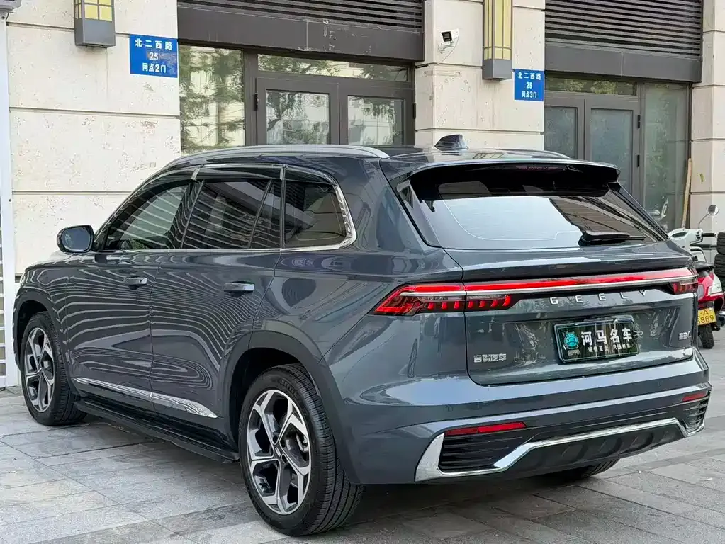 Geely Xingyue L — фото 9