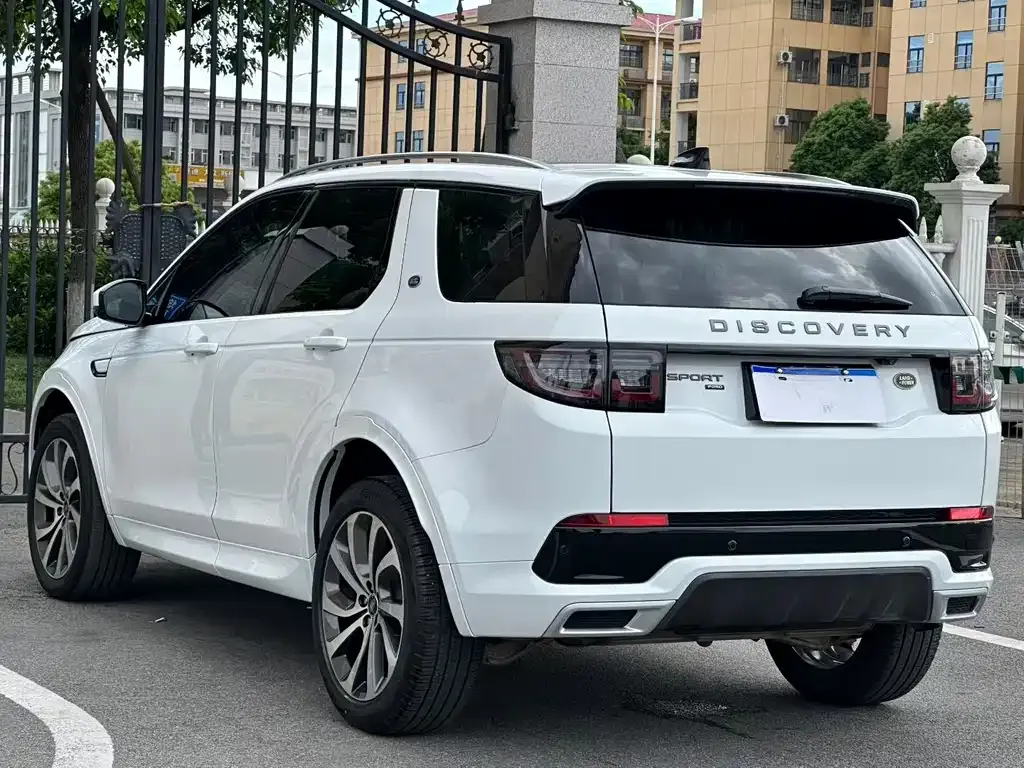 Land Rover Discovery Sport — фото 3