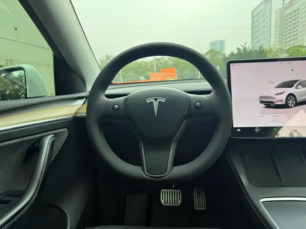 Tesla Model Y 2022 из CN, фото 10