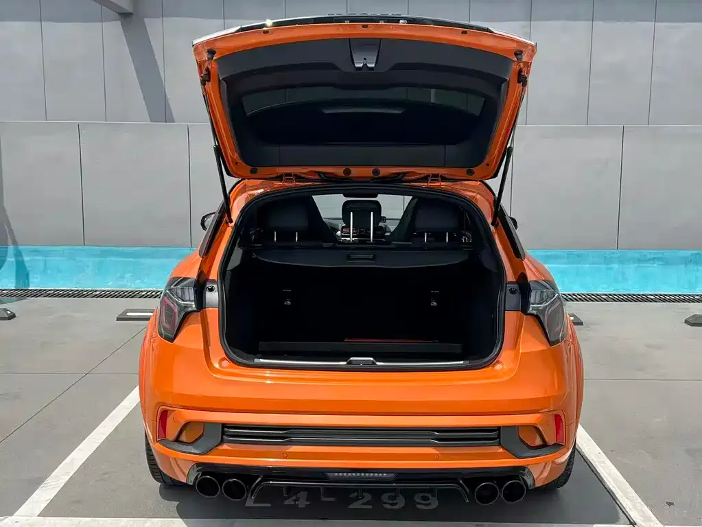 Lynk & Co 02 Hatchback 2021 из CN, фото 9