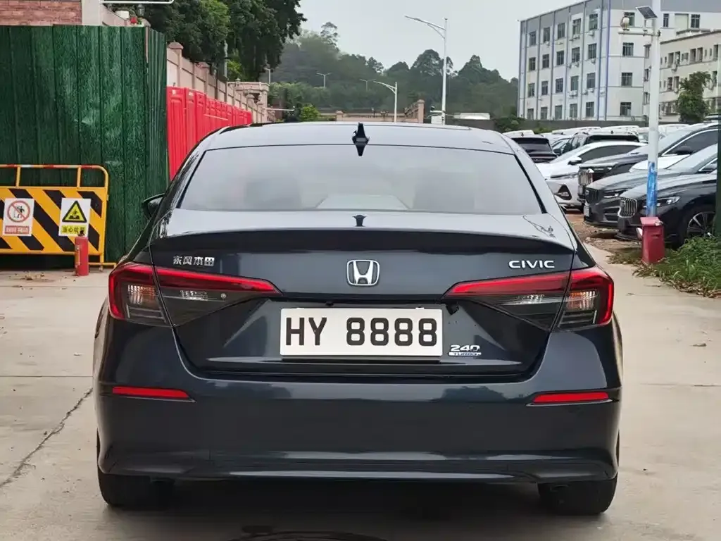 Honda Civic — фото 9