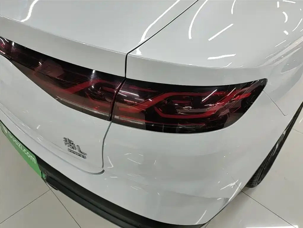 BYD Qin L 2025 из CN, фото 2