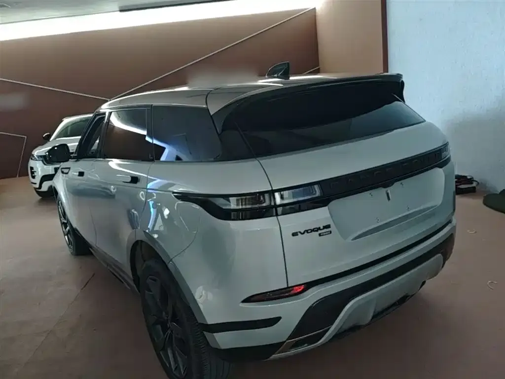 Land Rover Evoque — фото 3