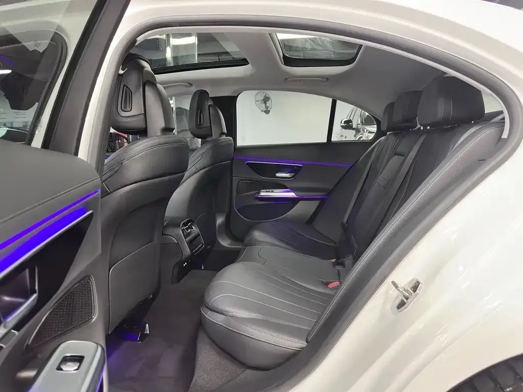 Mercedes-Benz E-Class (Import) 2024 из CN, фото 2