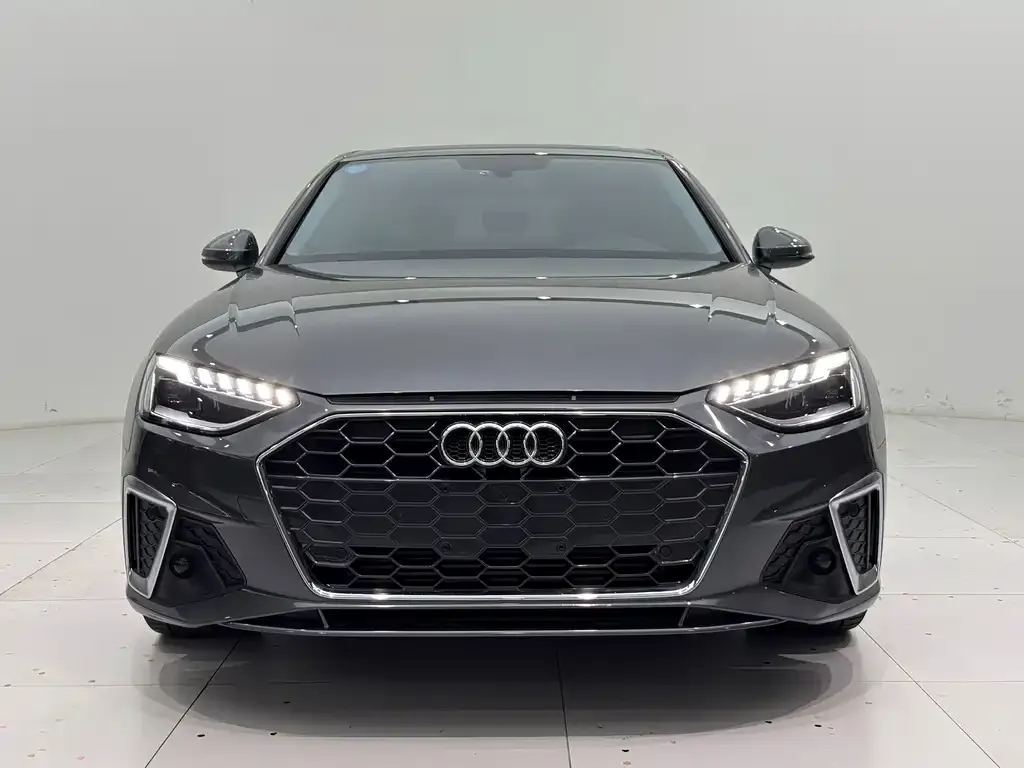 Audi A4L 2024 из CN, фото 5