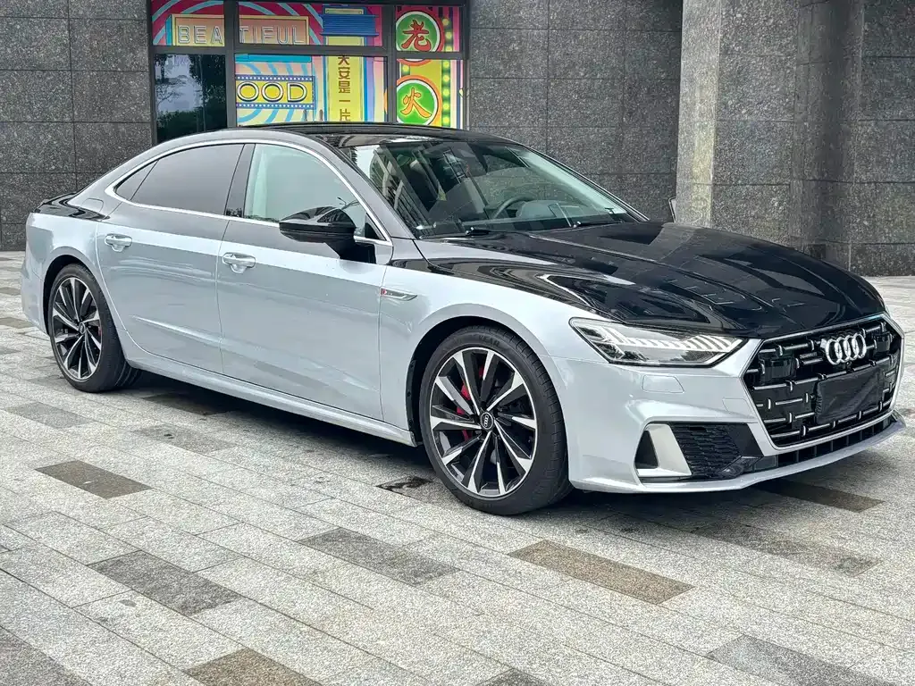 Audi A7L — фото 10