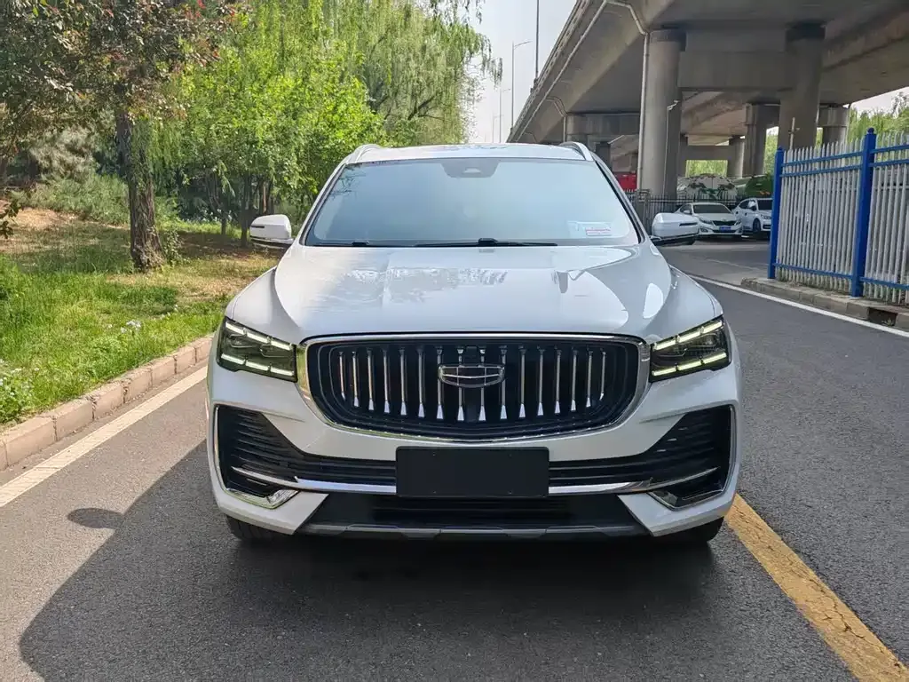 Geely Xingyue L — фото 6