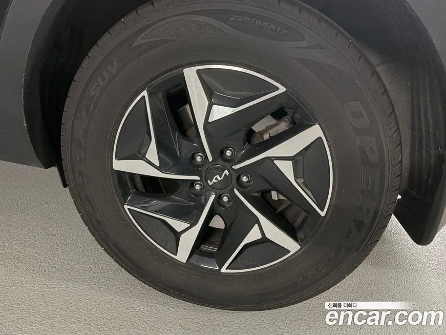 Kia Sorento — фото 10