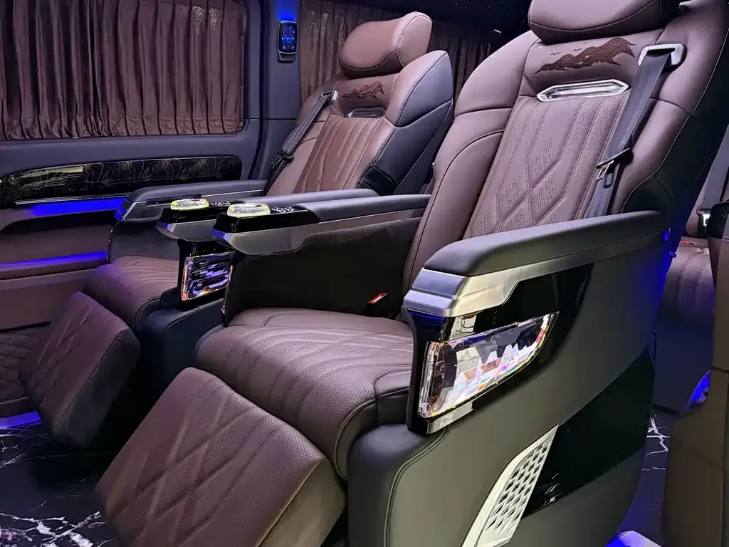 Mercedes-Benz Vito 2026 из CN, фото 9