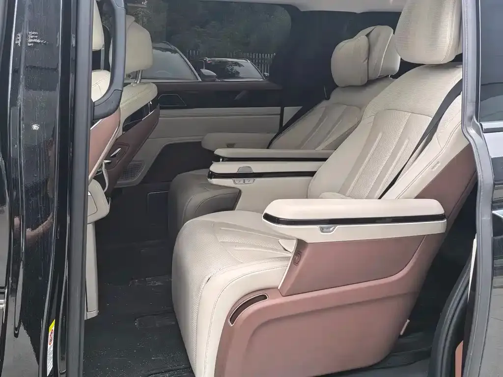 BYD Xia 2025 из CN, фото 2
