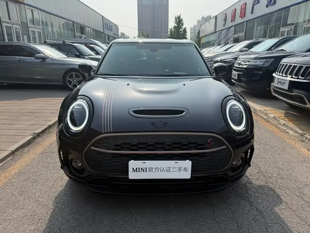 MINI Clubman — фото 9