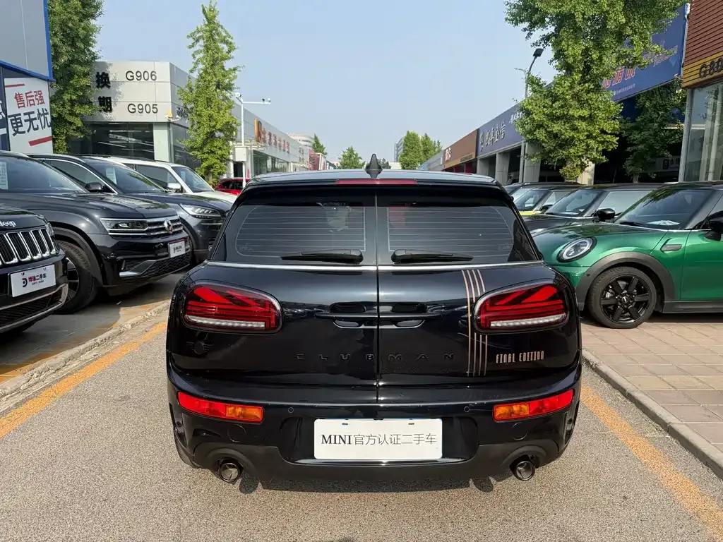 MINI Clubman — фото 3