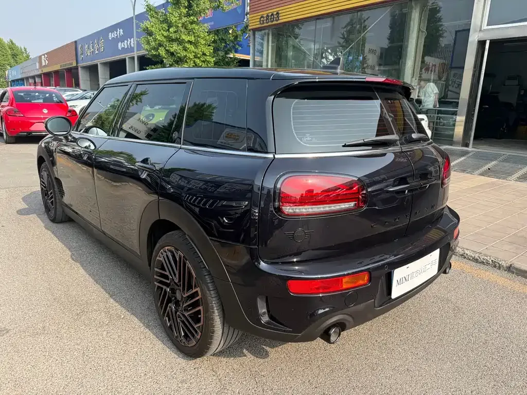 MINI Clubman — фото 10
