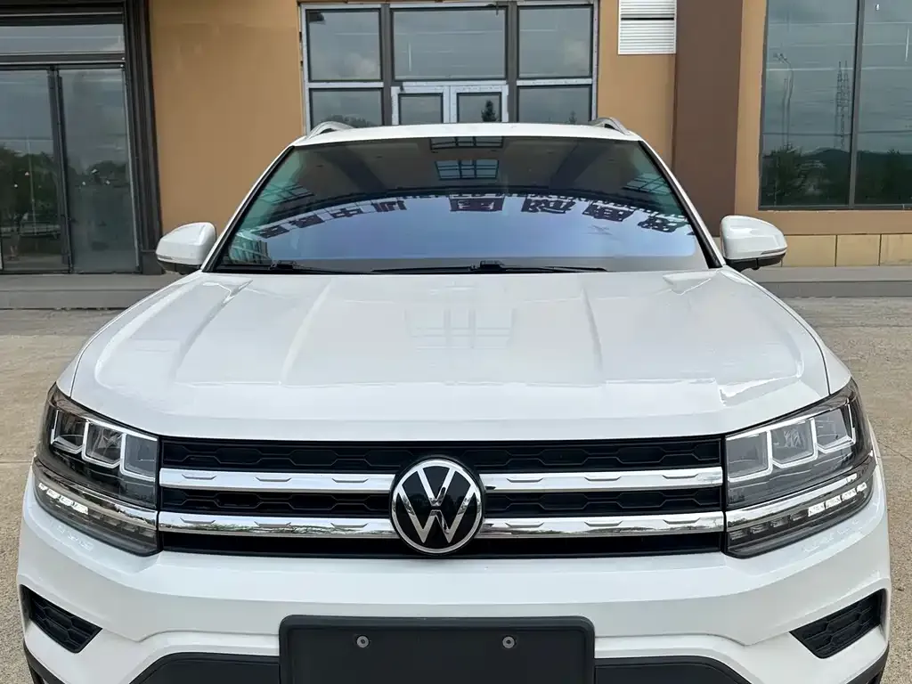 Volkswagen Tharu — фото 8
