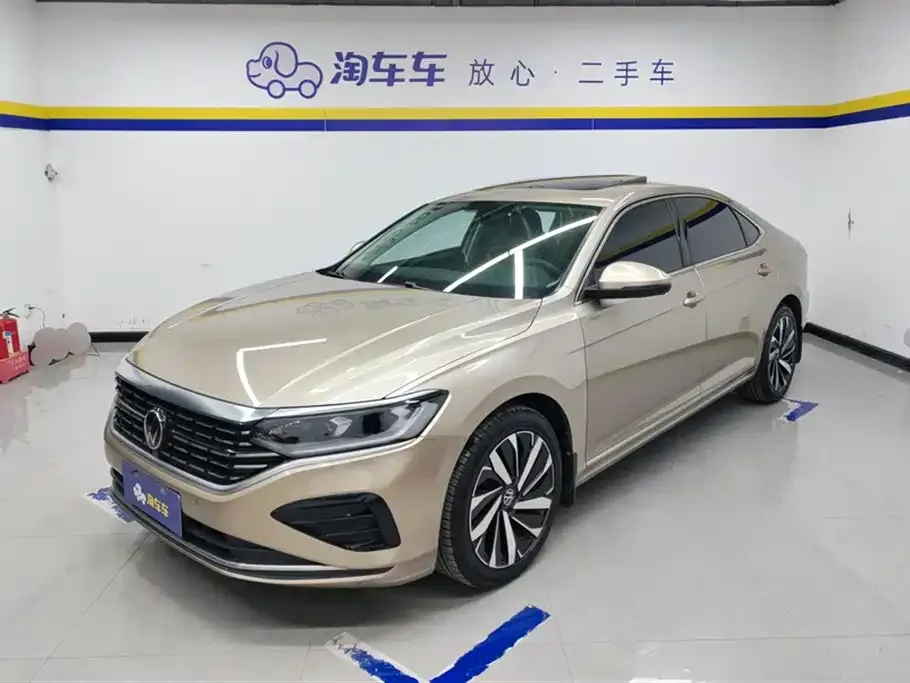 Volkswagen Passat — фото 1