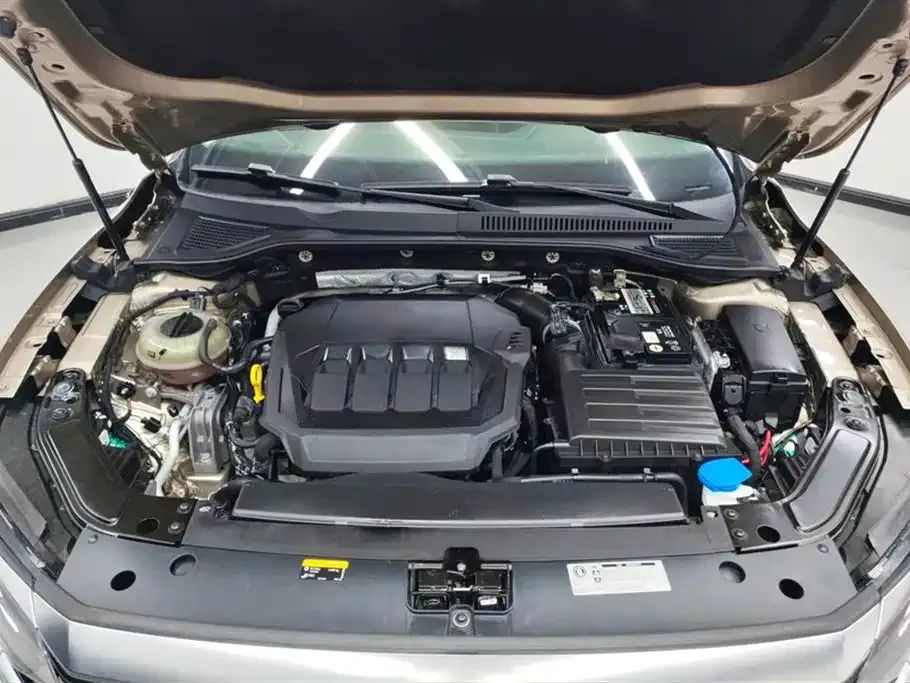 Volkswagen Passat — фото 9