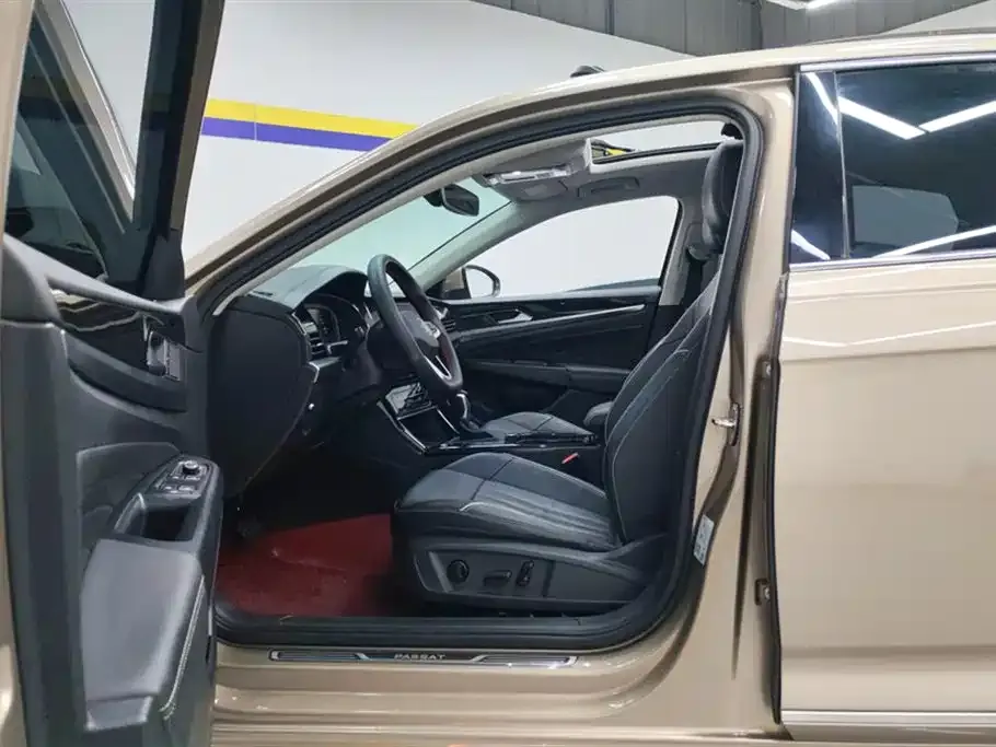 Volkswagen Passat — фото 2