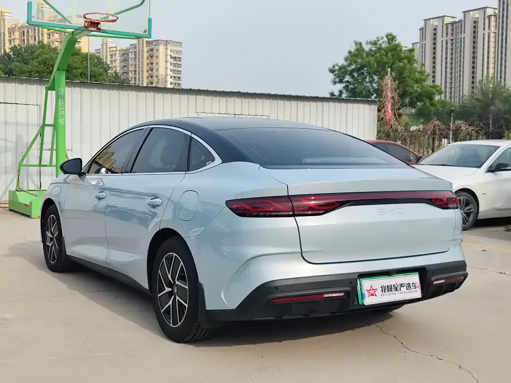 BYD Qin L — фото 6