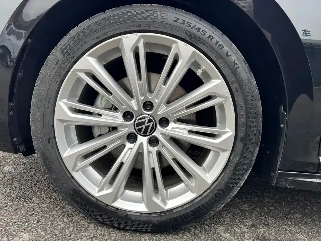 Volkswagen Passat — фото 4