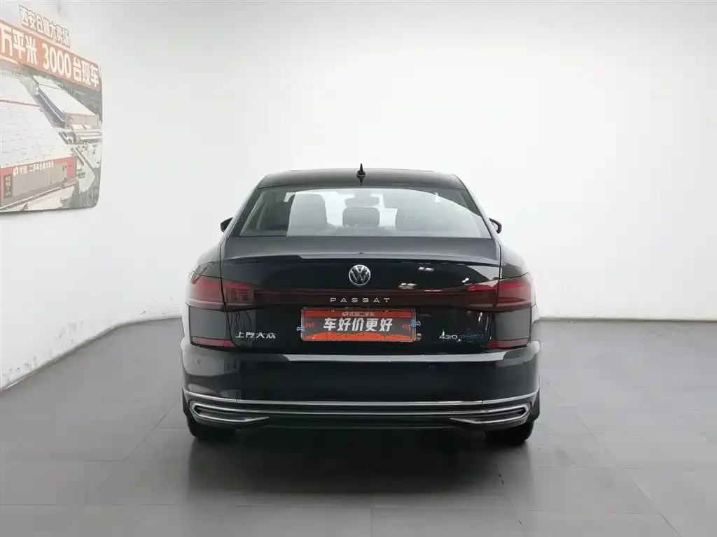Volkswagen Passat New Energy — фото 3