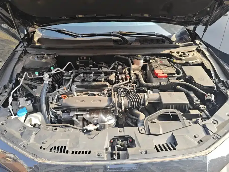 Honda Accord — фото 6