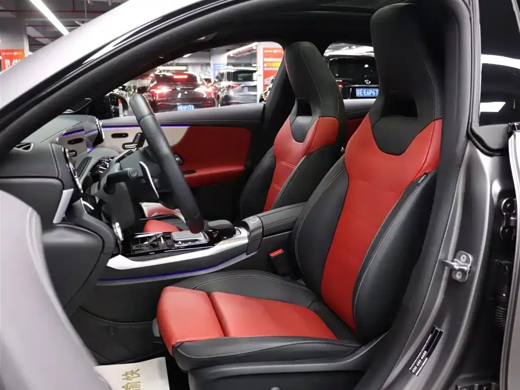 Mercedes-Benz CLA AMG — фото 7