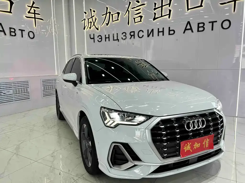 Audi Q3 — фото 5