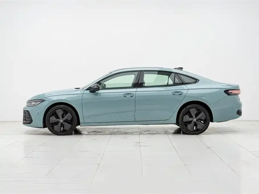 Volkswagen Passat — фото 5