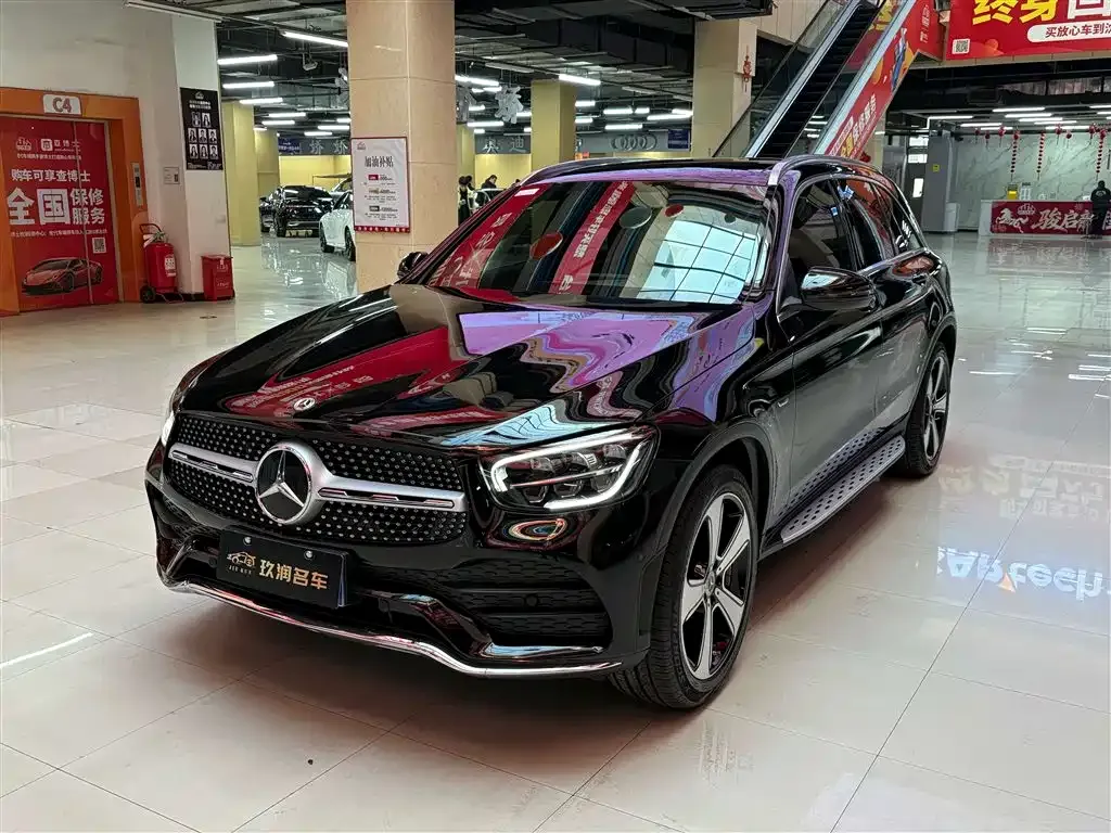Mercedes-Benz GLC — фото 1