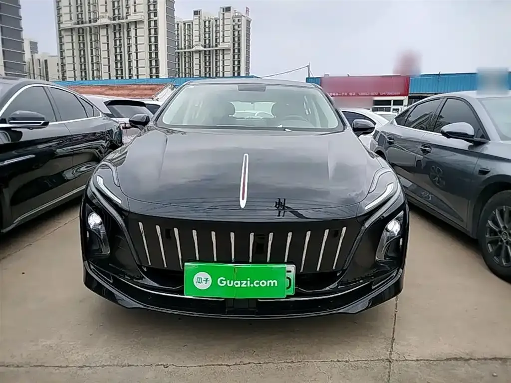 Hongqi E-QM5 — фото 8