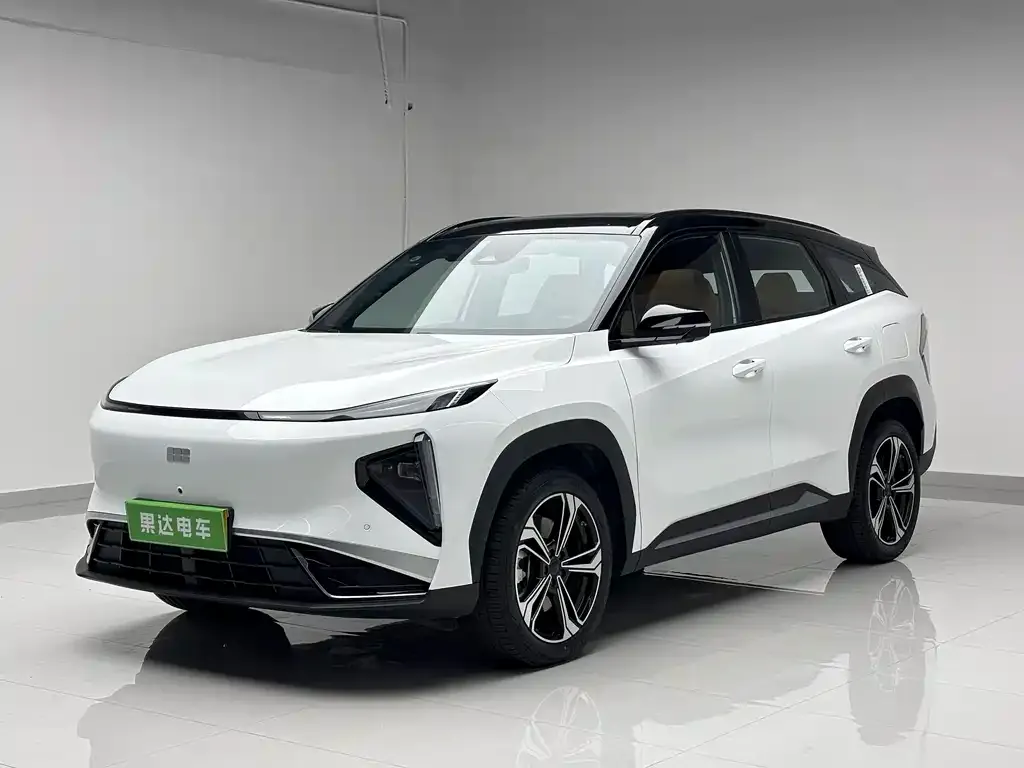 Geely Galaxy L7 — фото 1