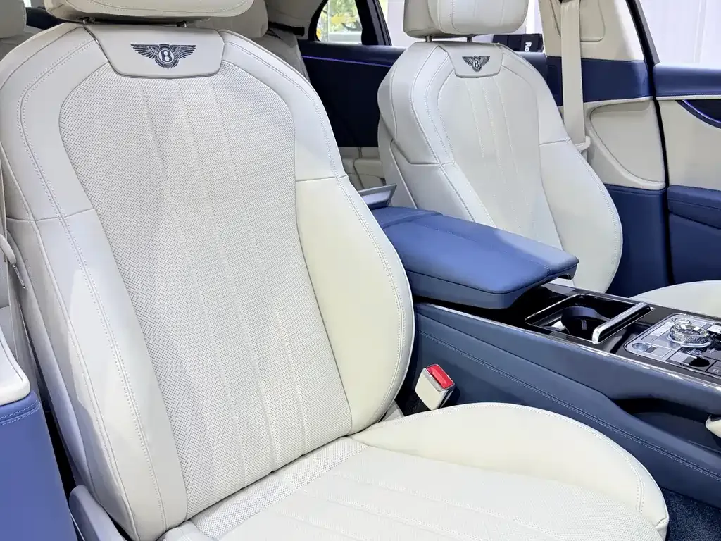 Bentley Flying Spur — фото 5