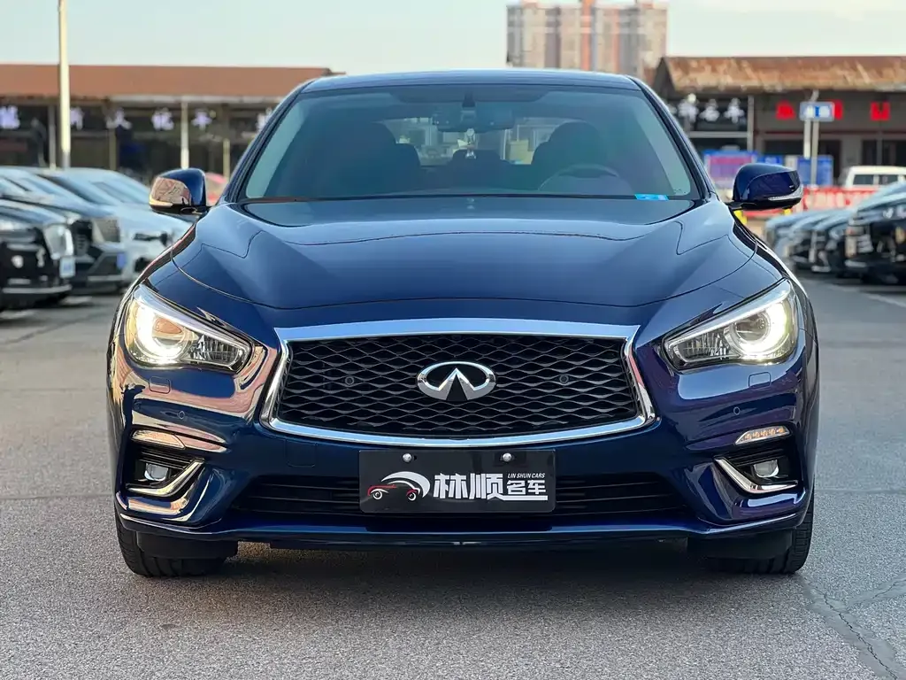 Infiniti Q50L 2021 из CN, фото 3