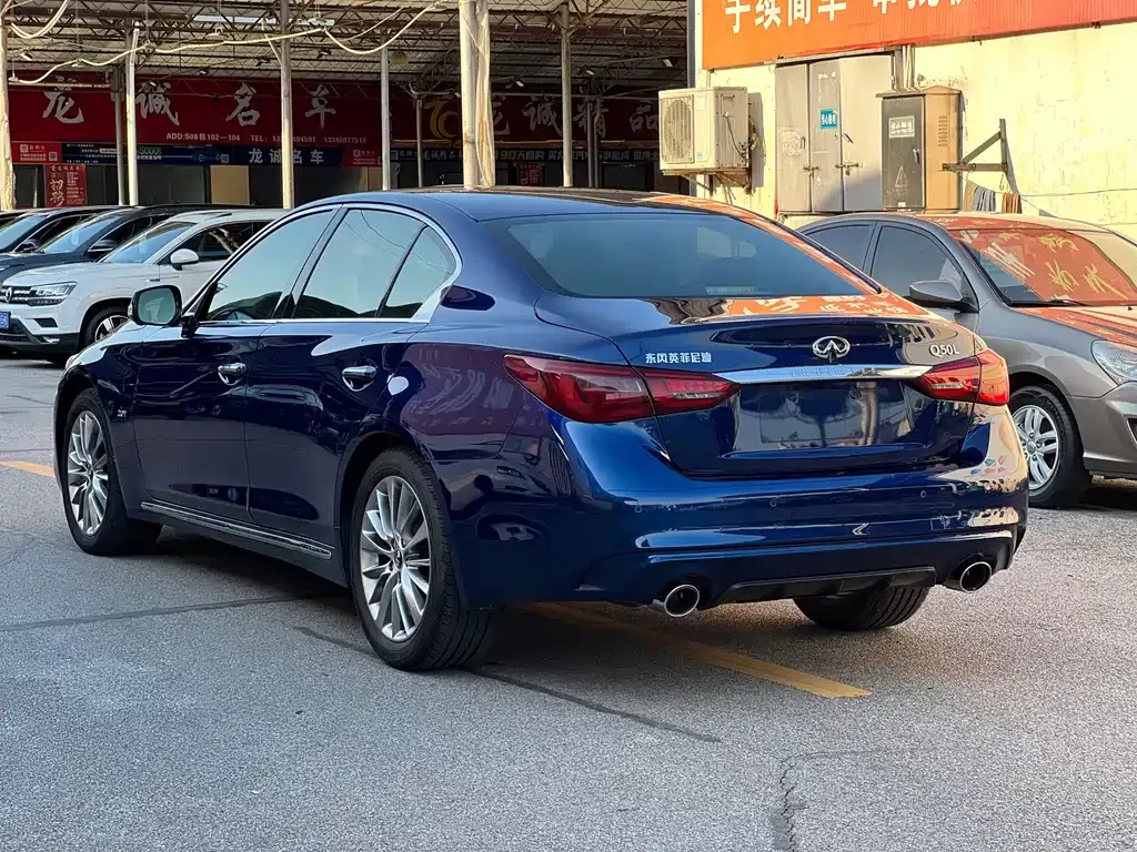 Infiniti Q50L 2021 из CN, фото 7