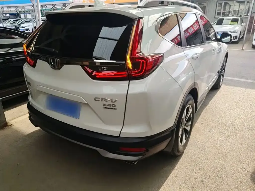 Honda CR-V — фото 10