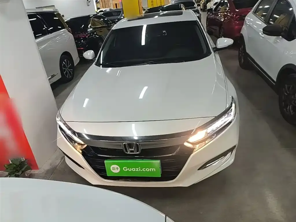 Honda Accord 2021 из CN, фото 2