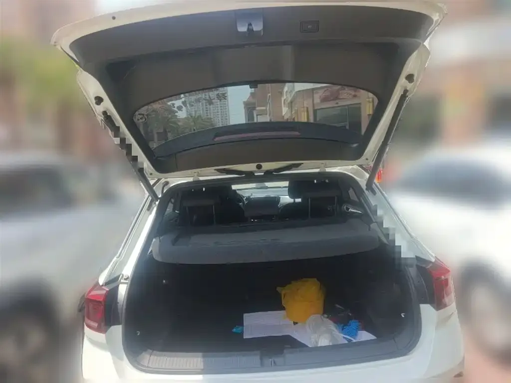 Volkswagen T-Roc 2022 из CN, фото 2