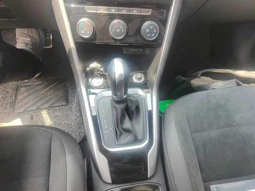 Volkswagen T-Roc 2022 из CN, фото 7