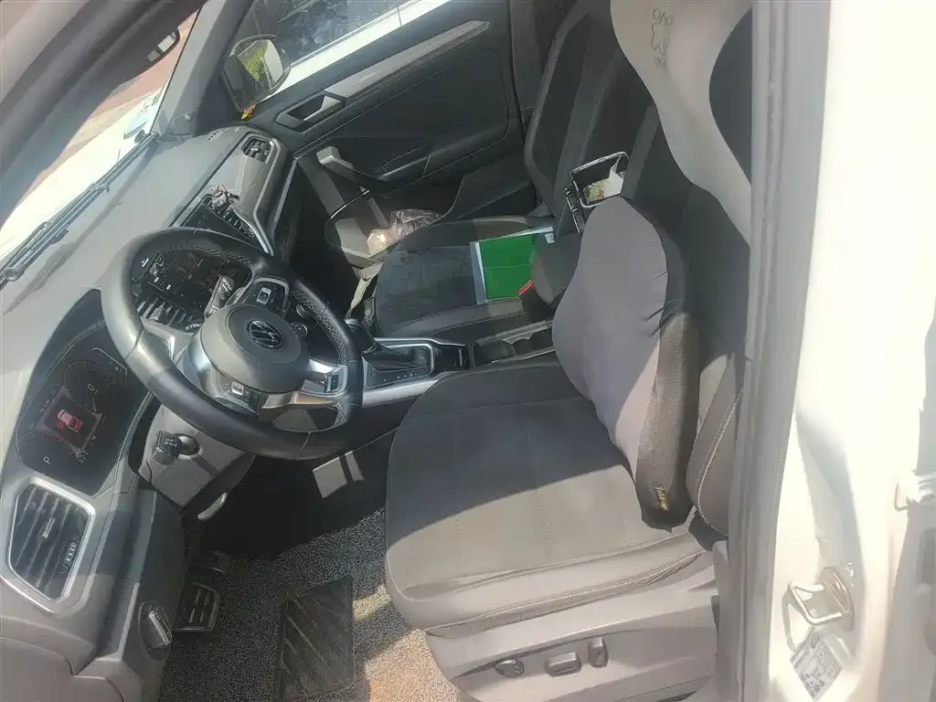 Volkswagen T-Roc 2022 из CN, фото 10