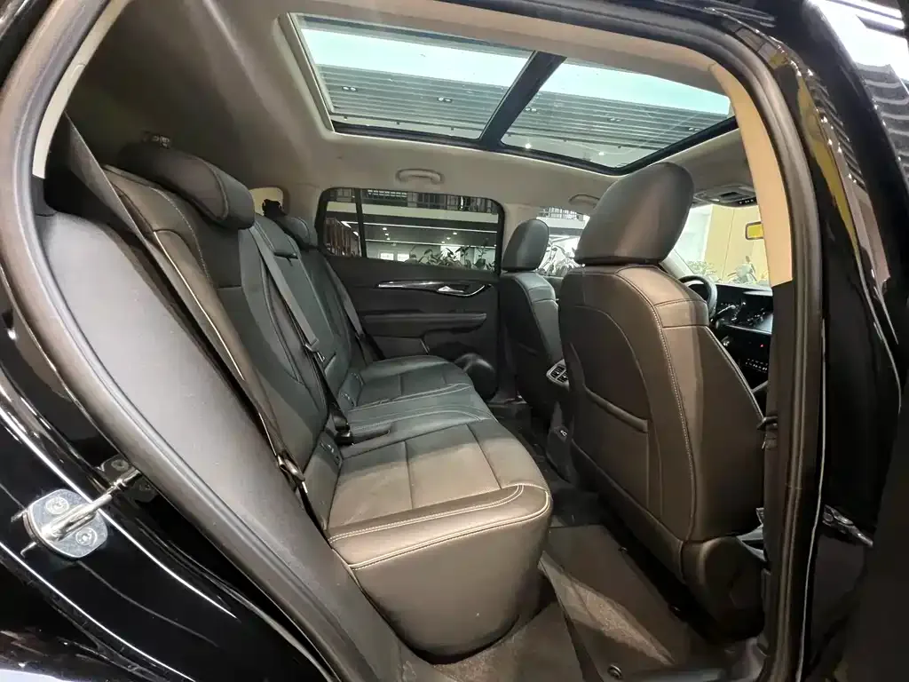 Buick Envision Plus 2023 из CN, фото 5
