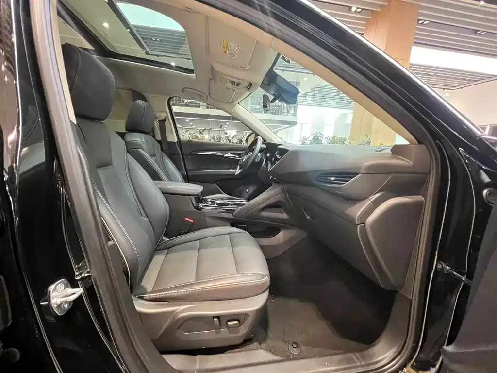 Buick Envision Plus 2023 из CN, фото 3