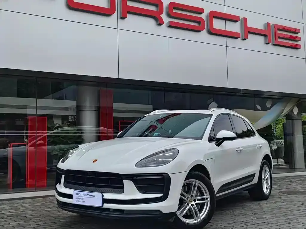 Porsche Macan — фото 1