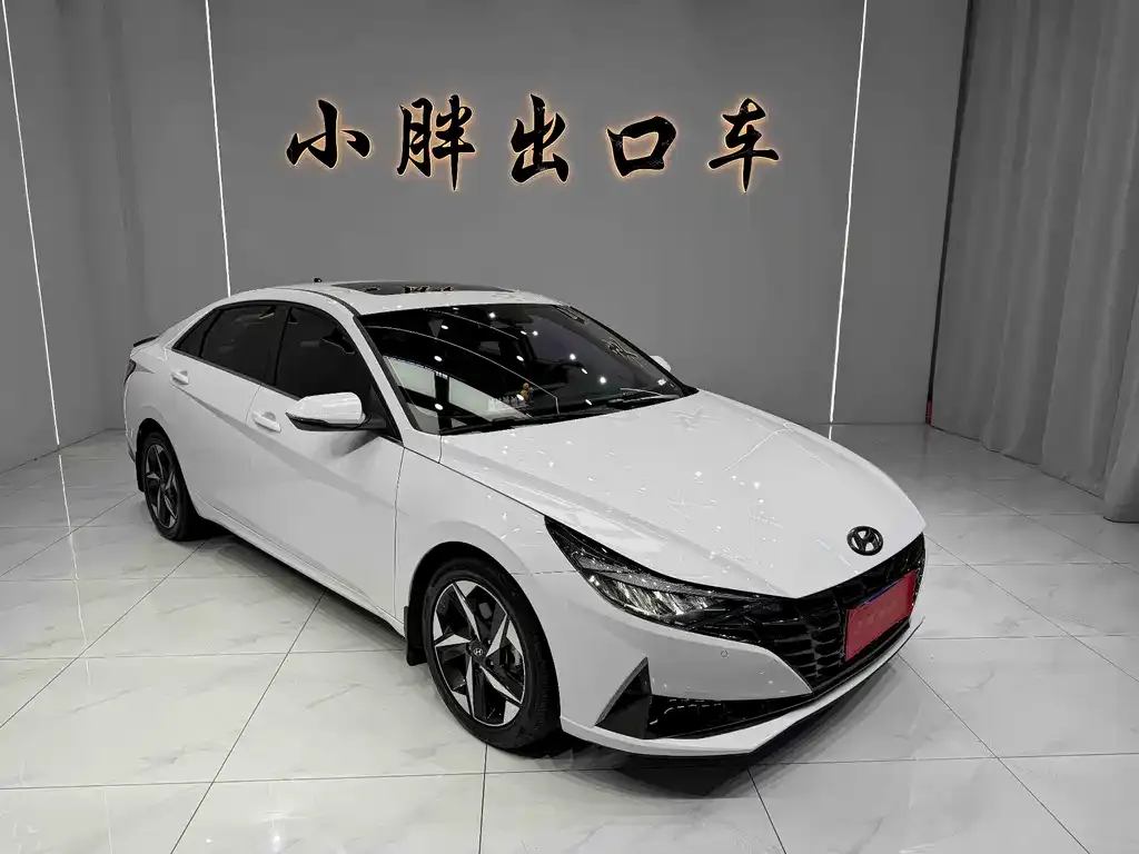 Hyundai Elantra — фото 6