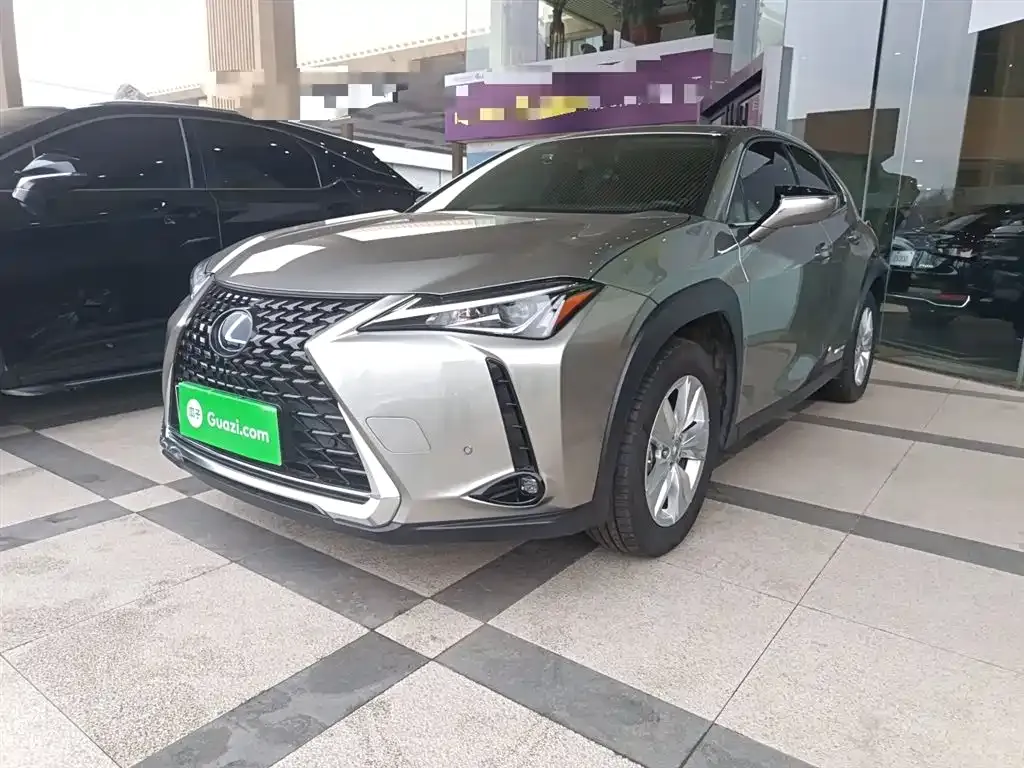 Lexus UX — фото 7