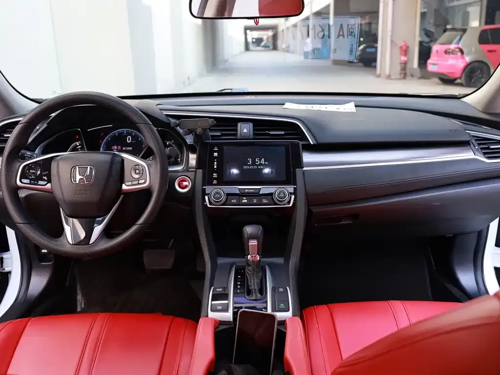 Honda Civic — фото 8