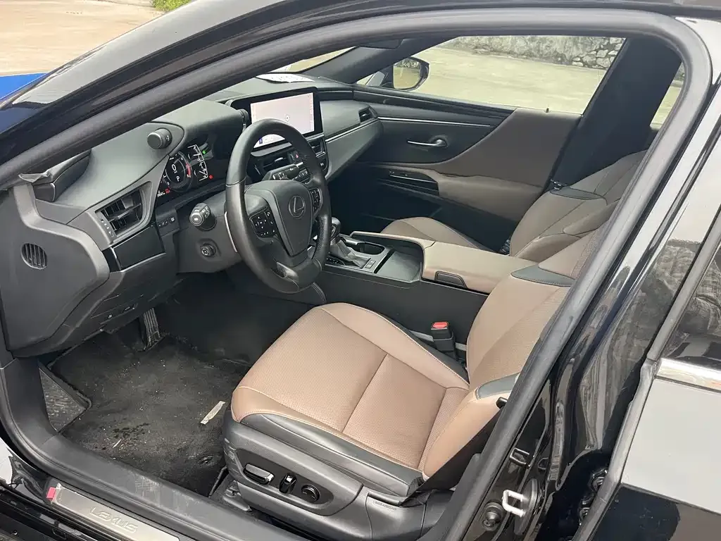 Lexus ES 2023 из CN, фото 6