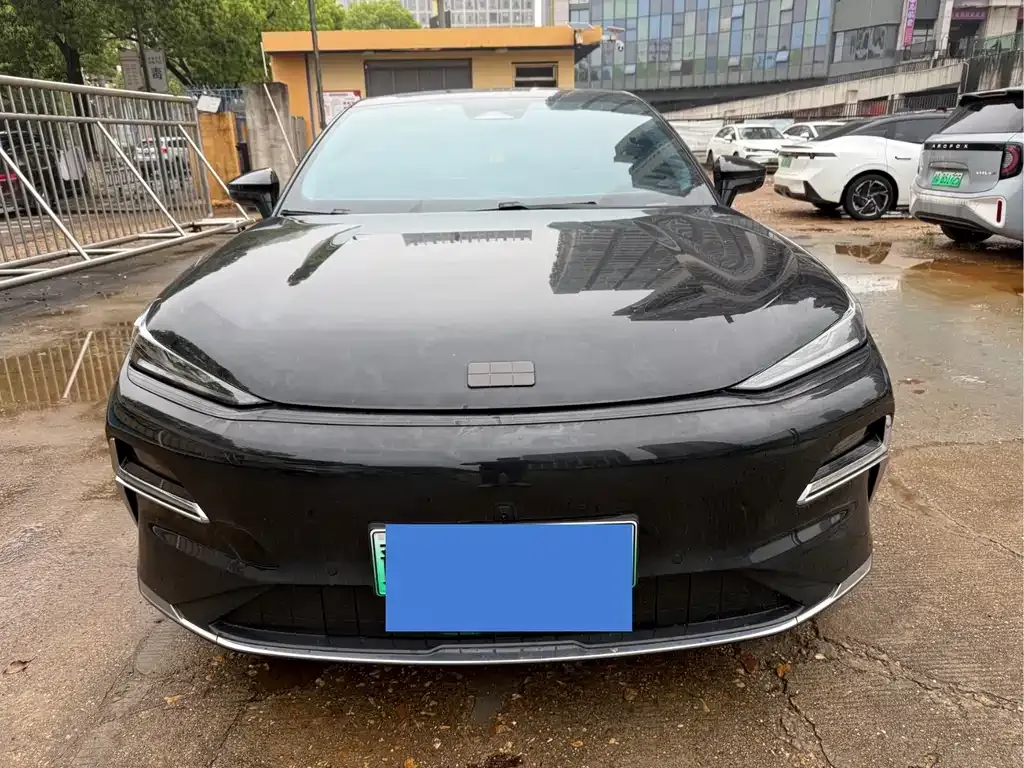 Geely Galaxy Xingyao 8 2025 из CN, фото 5