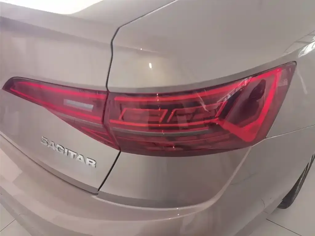 Volkswagen Sagitar 2022 из CN, фото 8
