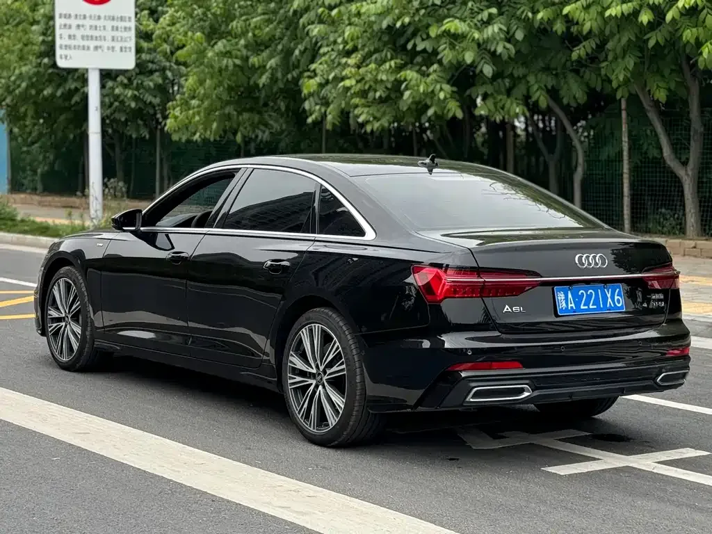 Audi A6L 2022 из CN, фото 8