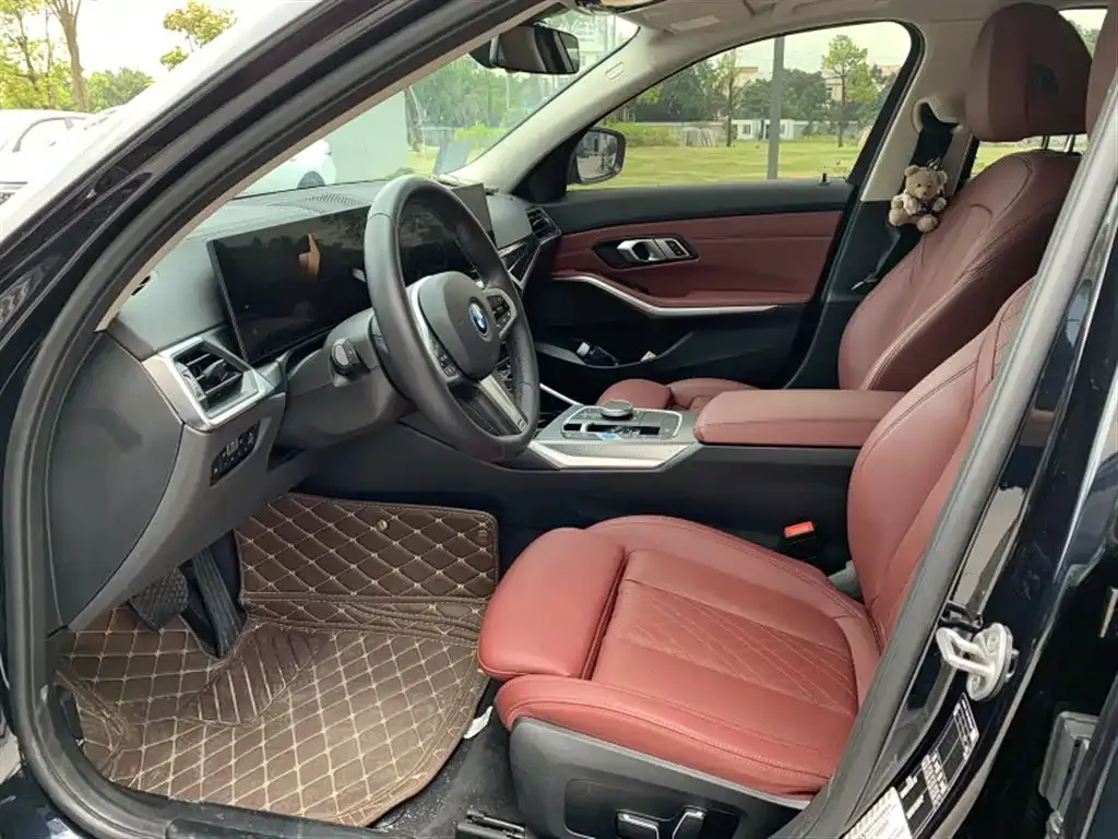 BMW i3 2024 из CN, фото 4